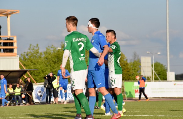 Į „Lietavos“ rungtynes su žalgiriečiais susirinko per tūkstantis futbolo mėgėjų