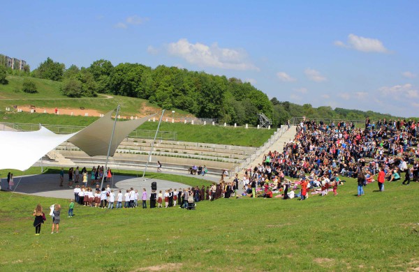 Joninių slėnyje - R.Samulevičiaus progimnazijos auklėtinių koncertas
