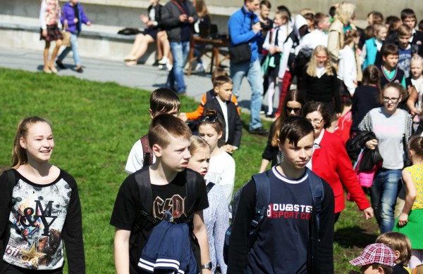 Joninių slėnyje - R.Samulevičiaus progimnazijos auklėtinių koncertas