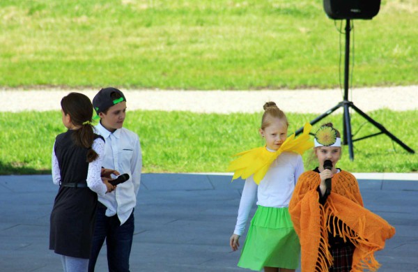 Joninių slėnyje - R.Samulevičiaus progimnazijos auklėtinių koncertas