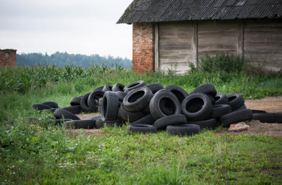 Į sąvartyną – tik po penkias padangas?