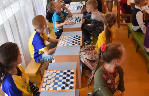 L/d „Saulutėje“ praūžė penktasis respublikinis šaškių turnyras