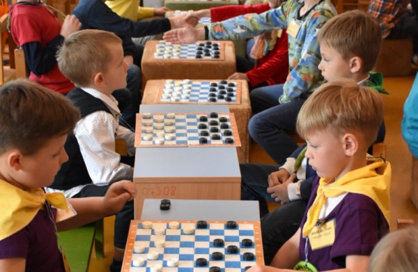 L/d „Saulutėje“ praūžė penktasis respublikinis šaškių turnyras