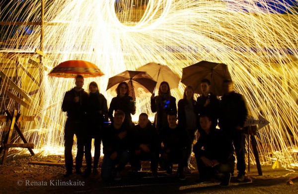 Naktį į muziejų susirinkę jonaviečiai „žaidė“ šviesomis