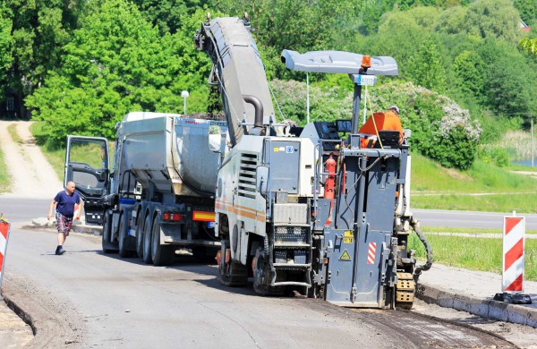 Prasideda gatvių rekonstrukcijos darbai