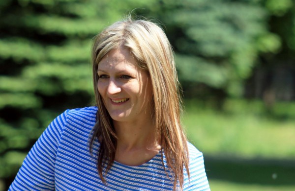 Ramybės skvere vaikai pasodino spalvotų gėlių pievą