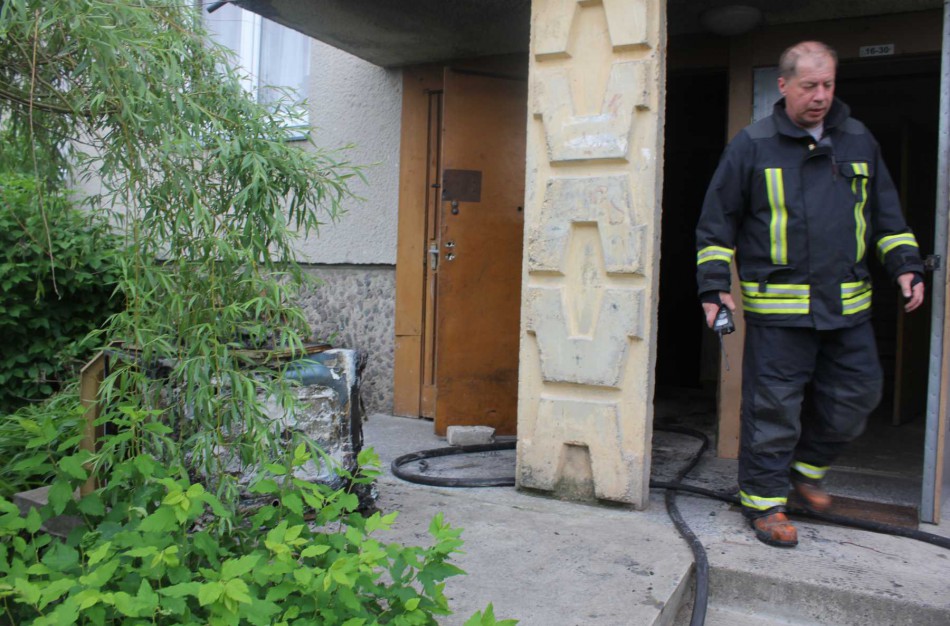 Pranešimas - apie du gaisrus, gelbėtojų pajėgos į Jonavą atsiųstos iš Kauno