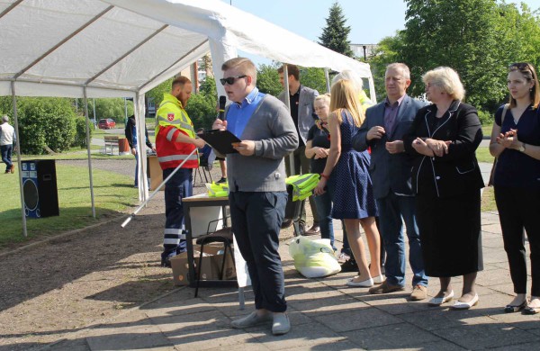 Jonavos mokyklų vaikai varžėsi jaunųjų paramedikų varžybose