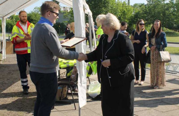 Jonavos mokyklų vaikai varžėsi jaunųjų paramedikų varžybose