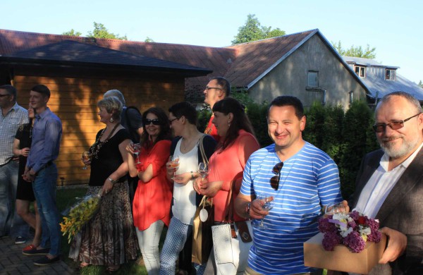 Jonavoje atsidarė „Svečių namai“, tačiau įkaušę naktiniai lankytojai – nelaukiami