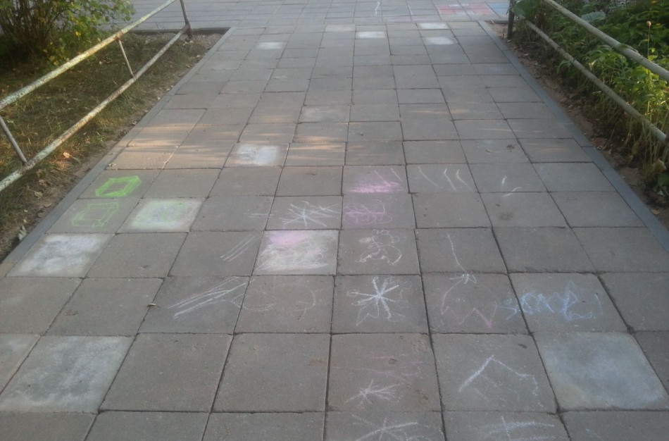 Kodėl senas plyteles keičia senomis?