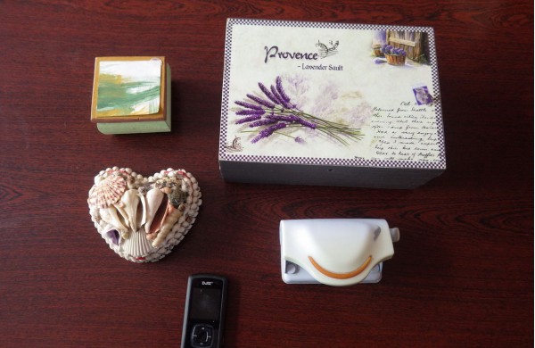 Jonavos pareigūnai vėl kviečia atsiliepti. Gal šie daiktai jūsų?