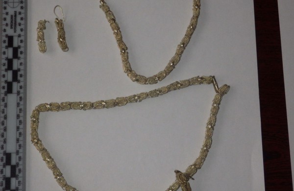 Jonavos pareigūnai vėl kviečia atsiliepti. Gal šie daiktai jūsų?