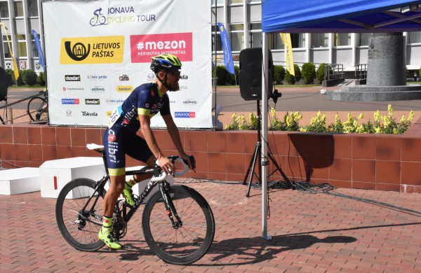 „Jonava Cycling Tour“ lenktynių lyderiu tapo D.Džervus