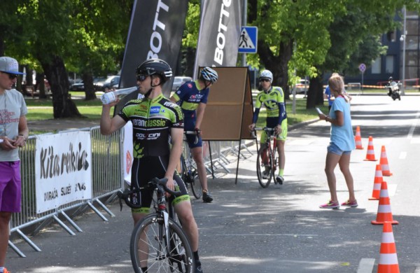 „Jonava Cycling Tour“ lenktynių lyderiu tapo D.Džervus