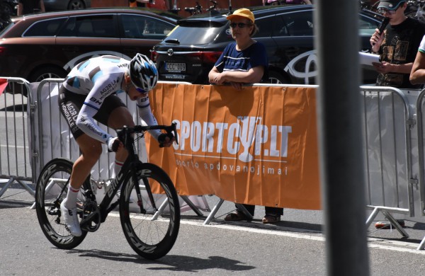 „Jonava Cycling Tour“ lenktynių lyderiu tapo D.Džervus