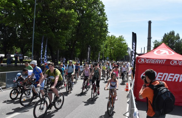 „Jonava Cycling Tour“ lenktynių lyderiu tapo D.Džervus