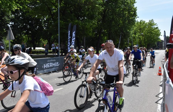 „Jonava Cycling Tour“ lenktynių lyderiu tapo D.Džervus