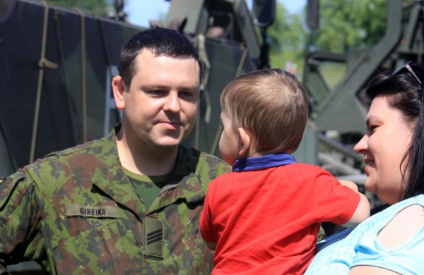 Joninių slėnyje jonaviečiai pasitiko vasarą