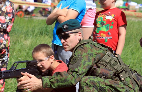 Joninių slėnyje jonaviečiai pasitiko vasarą