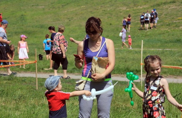 Joninių slėnyje jonaviečiai pasitiko vasarą