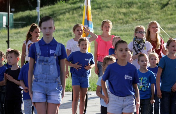 Joninių slėnyje jonaviečiai pasitiko vasarą