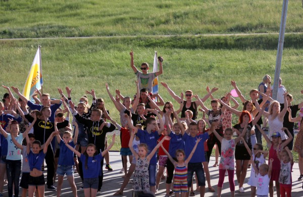 Joninių slėnyje jonaviečiai pasitiko vasarą