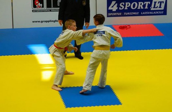 Jaunųjų dziudistų medalių gausa Jurbarke