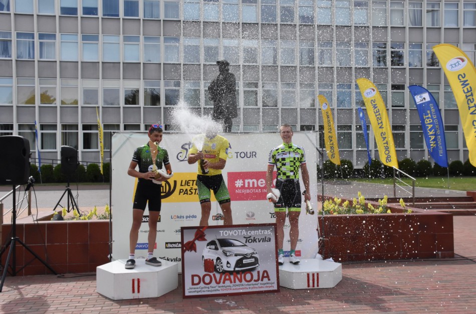 Solo pergalę Jonavoje pasiekęs D.Džervus tapo „Jonava Cycling Tour” lenktynių nugalėtoju