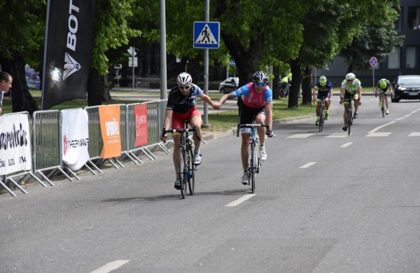 Solo pergalę Jonavoje pasiekęs D.Džervus tapo „Jonava Cycling Tour” lenktynių nugalėtoju
