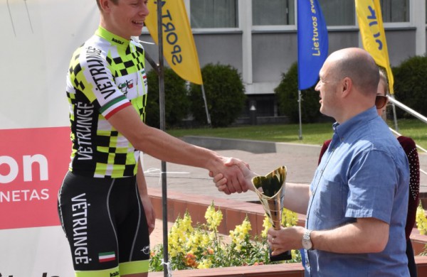 Solo pergalę Jonavoje pasiekęs D.Džervus tapo „Jonava Cycling Tour” lenktynių nugalėtoju