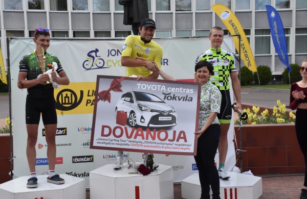 Solo pergalę Jonavoje pasiekęs D.Džervus tapo „Jonava Cycling Tour” lenktynių nugalėtoju