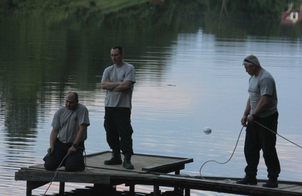 Šveicarijoje narai ieško galimai nuskendusio žmogaus
