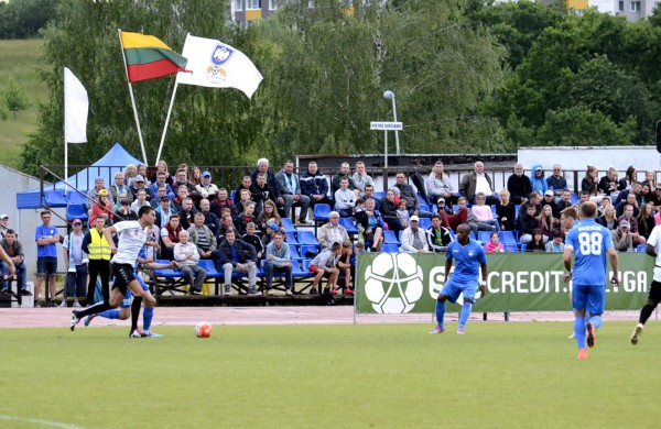 Kovingose rungtynėse – lentelės kaimynų lygiosios