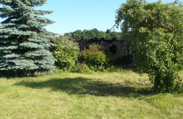 Dumsių seniūnijoje sudegė sodyba, įtariamas padegimas