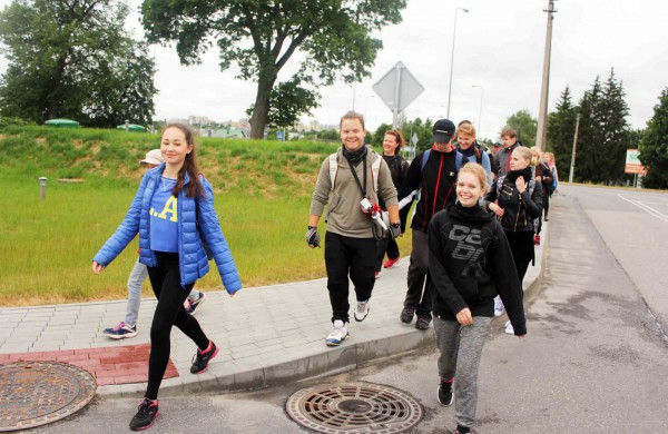 Apleistoje raketų bazėje žygeiviai ieškojo istorijos pėdsakų 