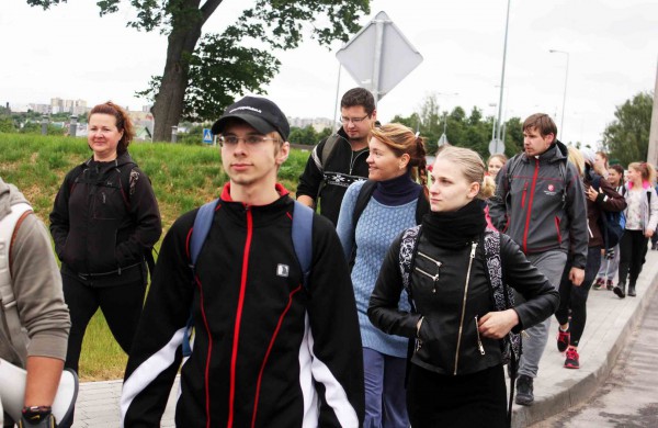 Apleistoje raketų bazėje žygeiviai ieškojo istorijos pėdsakų 