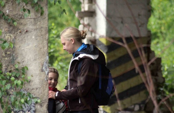 Apleistoje raketų bazėje žygeiviai ieškojo istorijos pėdsakų 