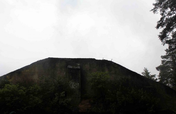 Apleistoje raketų bazėje žygeiviai ieškojo istorijos pėdsakų 