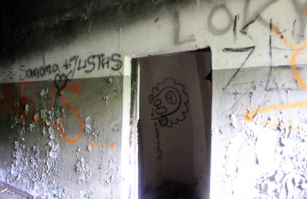 Apleistoje raketų bazėje žygeiviai ieškojo istorijos pėdsakų 