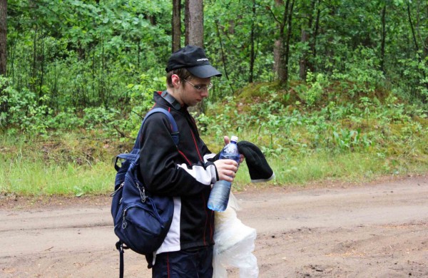 Apleistoje raketų bazėje žygeiviai ieškojo istorijos pėdsakų 