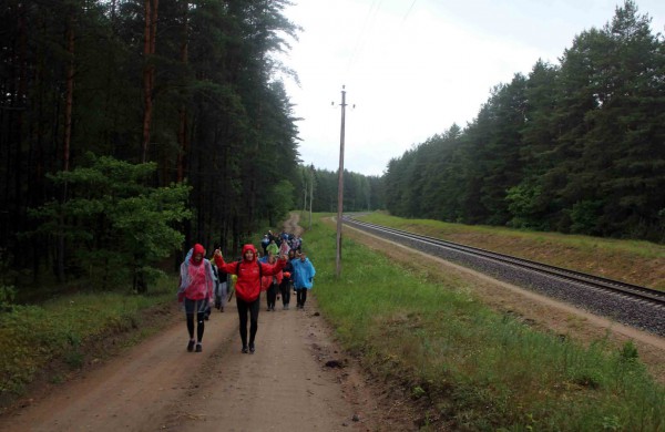 Apleistoje raketų bazėje žygeiviai ieškojo istorijos pėdsakų 