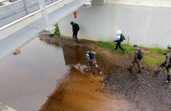 Apleistoje raketų bazėje žygeiviai ieškojo istorijos pėdsakų 