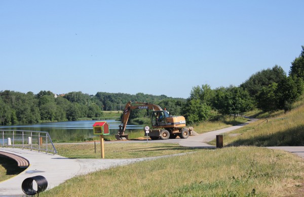 Prie Joninių slėnio buvęs akmuo perkeltas į kitą vietą