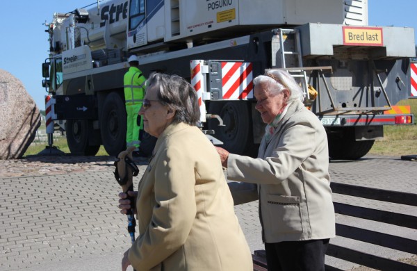 Prie Joninių slėnio buvęs akmuo perkeltas į kitą vietą