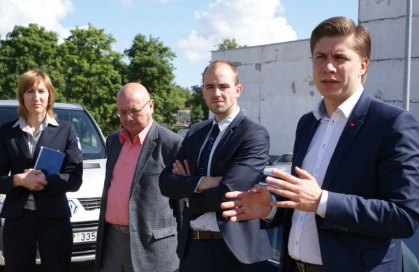 Prie Taurostos tvenkinio – kepsninės su stalais