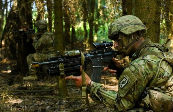 Gaižiūnų poligone leisis 400 oro desantininkų