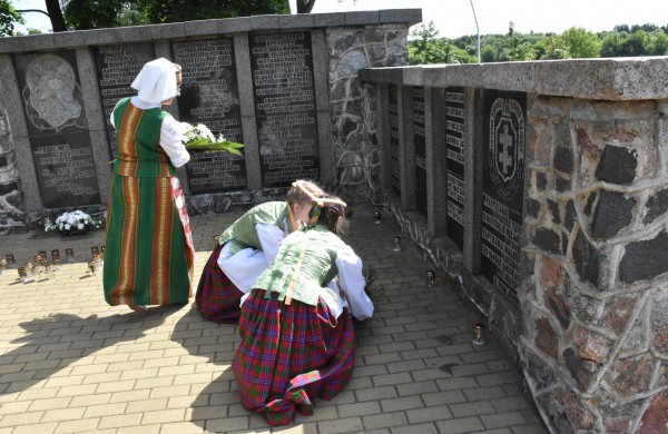 Jonaviečiai paminėjo Gedulo ir vilties dieną