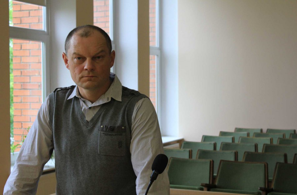 Jonavos rajono apylinkės teismas A.Lobovui skyrė 60 parų arešto ir 3,7 tūkst. eurų baudą