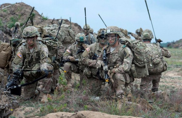 Gaižiūnų poligone - oro uosto perėmimo operacija